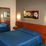 Hotel Fiore Fiorenzuola dʼArda