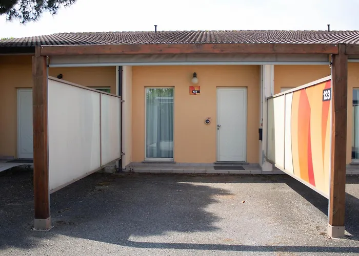 Fiore Hotel Fiorenzuola dʼArda