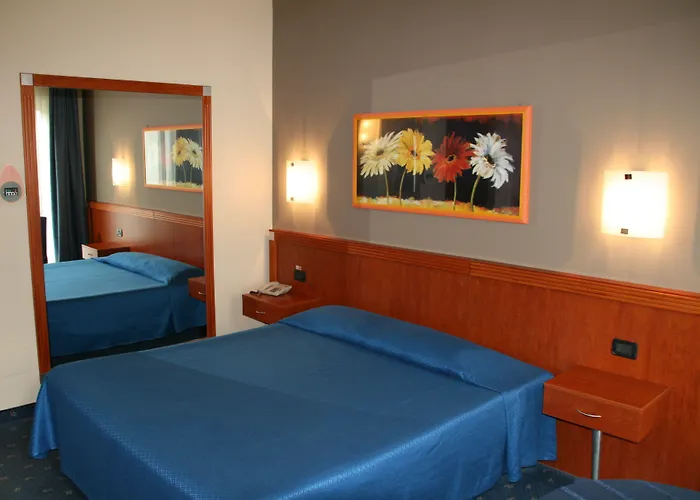 Hotel Fiore Fiorenzuola dʼArda