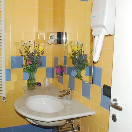 Fiore Hotel 3*