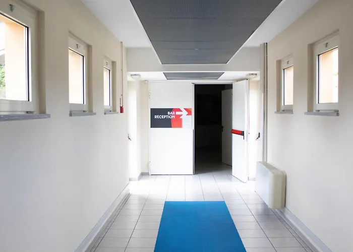 菲奥雷汽车酒店 3* 费伦佐拉亚达