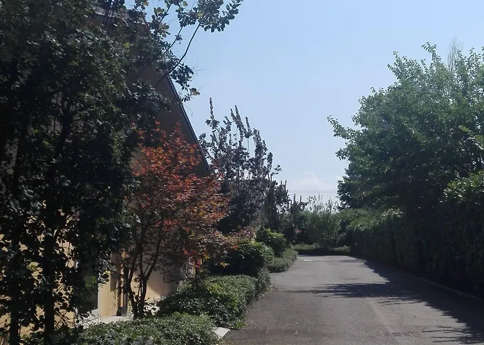 菲奥雷汽车酒店 3*